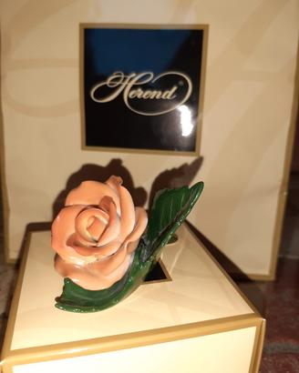 Rosa in porcellana Herend