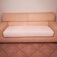 Divano similpelle