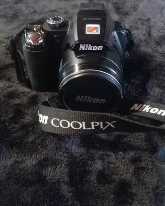 fotocamera Nikon coolpix p90 