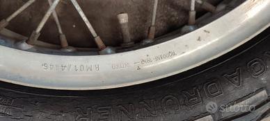 cerchi a raggi borrani per Laverda 