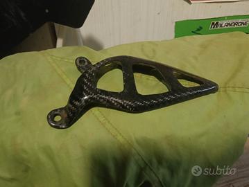Protezione Pignone in Carbonio per Yamaha YZF 2020