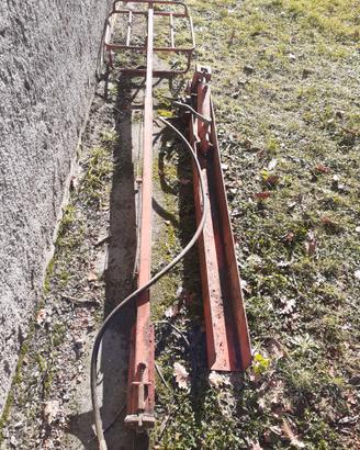 Carica balle di fieno o paglia