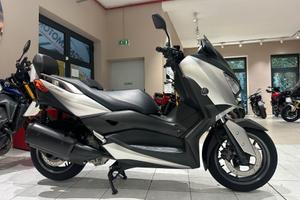 Yamaha X-Max 300