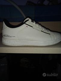 Scarpe da tutti i giorni. 