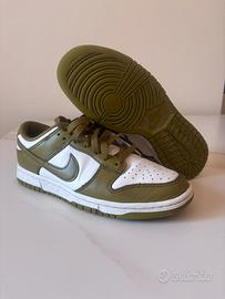Nike Dunk Low verde oliva e bianco – Taglia 42