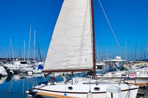 Barchettina 3 P vela Motore pronta a Veleggiare