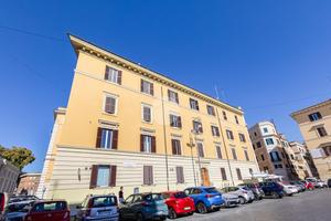 2 LOCALI A ROMA