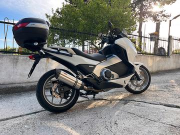 Honda Integra nc700d