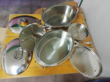 Pentole e vaporiera mai usate