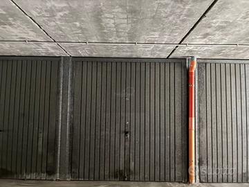 GARAGE BOX-AUTO