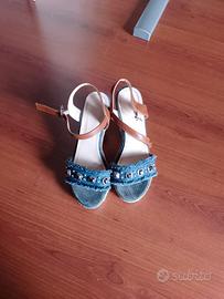 Sandali con zeppa e plateau