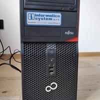Computer Fujitsu Esprimo P556/2
