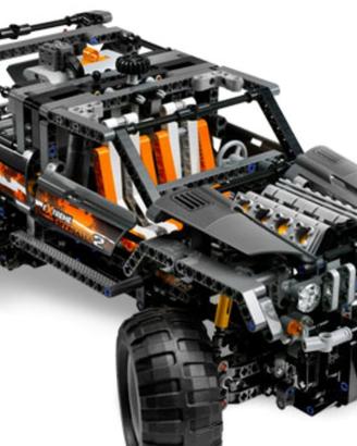 Lego technic 8297 jeep fuori strada