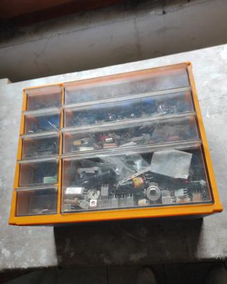 COMPONENTI ELETTRONICI 