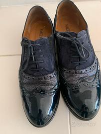 Scarpe stringate donna nere lucide – taglia 40