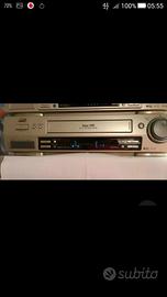 VIDEOREGISTRATORE SUPER VHS JVC HR S7500