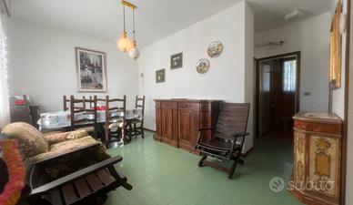 Trilocale in villaggio con piscina a Lido del Sole