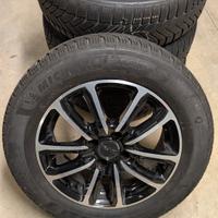 Cerchi e gomme neve 185/65 R15  Renault Dacia
