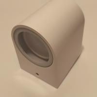 Applique bianca da parete. 