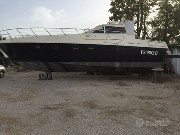 Barca Ferretti 38 Altura