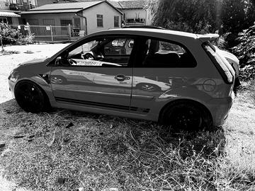 Smembro ford Fiesta mk6 ST ORIGINALE