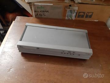 Router modem Telsey in foto.