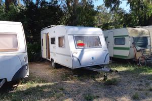 ROULOTTE CARAVAN KNAUS TABBERT 4 POSTI +1