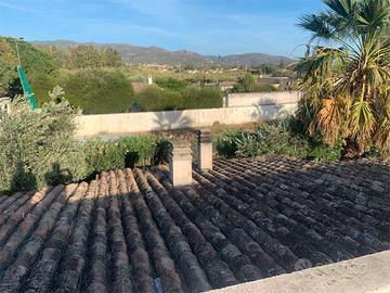 Quartu,via Michelangelo,villa con giardino,piscina