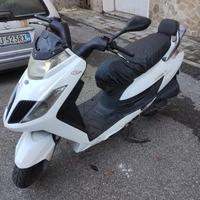 Kimco dink 125 bianco 40000 km euro 3