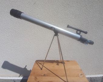 Telescopio in plastica
