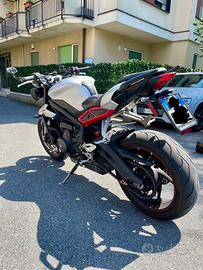 Triumph street triple 765R