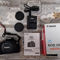 canon EOS 1300D con custodia protettiva 