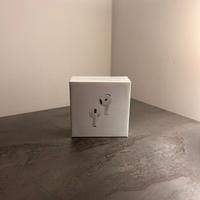 AirPods 4