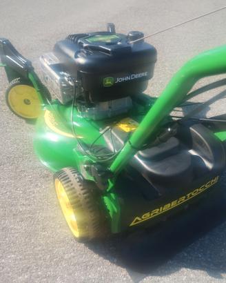 Tosaerba John Deere Pirottante Mulching