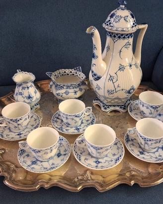 Royal Copehagen blue fluted  set