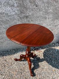 Antico tavolo a ribalta in mogano