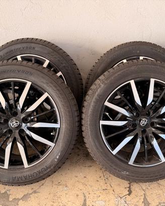 Ruote invernali Toyota RAV4 19' cerchi + gomme