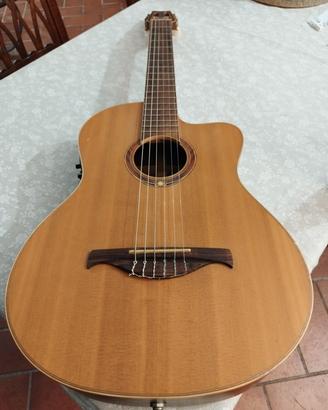 CHITARRA CLASSICA AMPLIFICABILE LAG 4SEASON