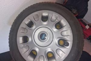 Cerchi e gomme mini