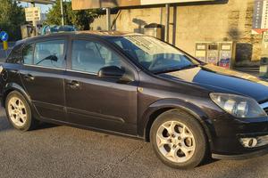 Opel Astra 1.7 diesel anno 2004