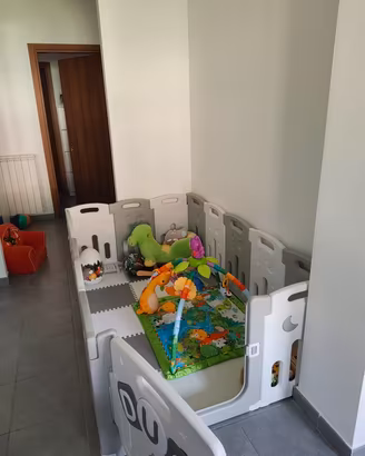 Recinto per neonati e bambini