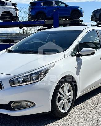 KIA cee'd 1.6 CRDi 128 CV 5 porte Stop&Go high tec