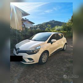 Renault Clio anno 2017 UNICOPRIRIETARIO
