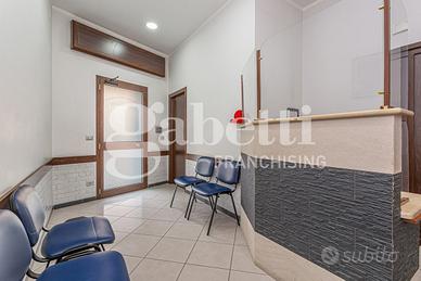 Negozio Marano di Napoli [LV112VCG]