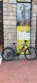 E-bike Raymon 27,5 
taglia xs 