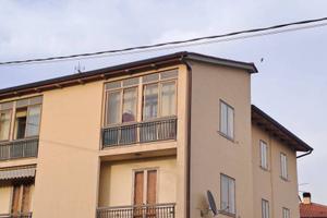 Appartamento a Poppi, 5 locali