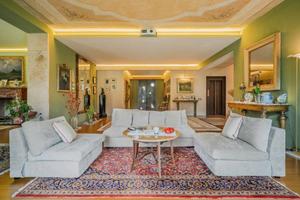 Villa di 618 m² con più di 5 locali a Tremezzina