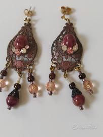 Orecchini realizzati a mano 