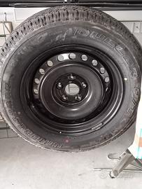 pneumatico più cerchio