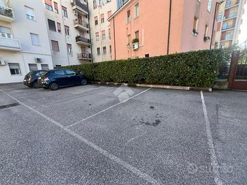 POSTO AUTO A BRESCIA